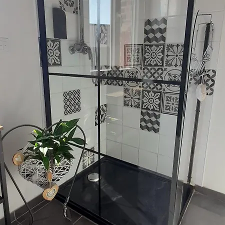 Gite 2 La Maison En Brique Avec Riviere